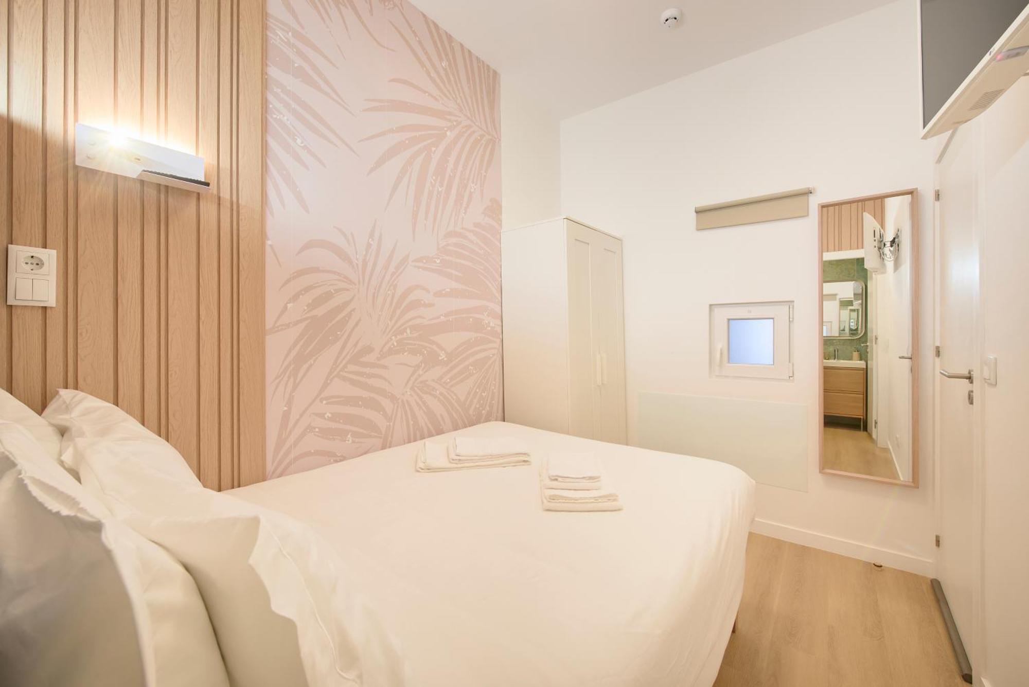Brand New Hostel Anjos Лиссабон Экстерьер фото