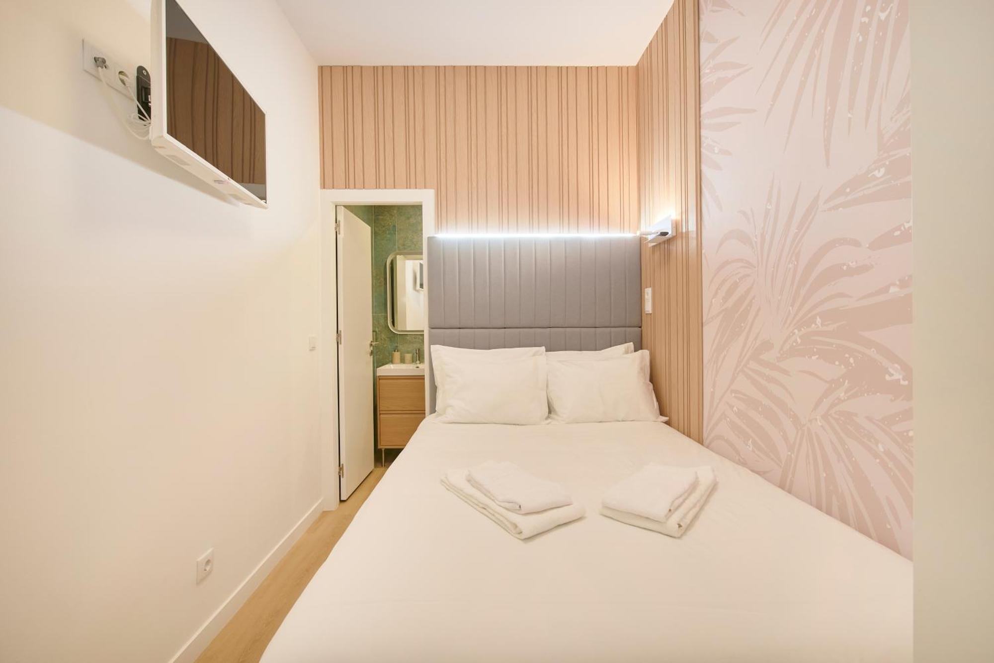Brand New Hostel Anjos Лиссабон Экстерьер фото
