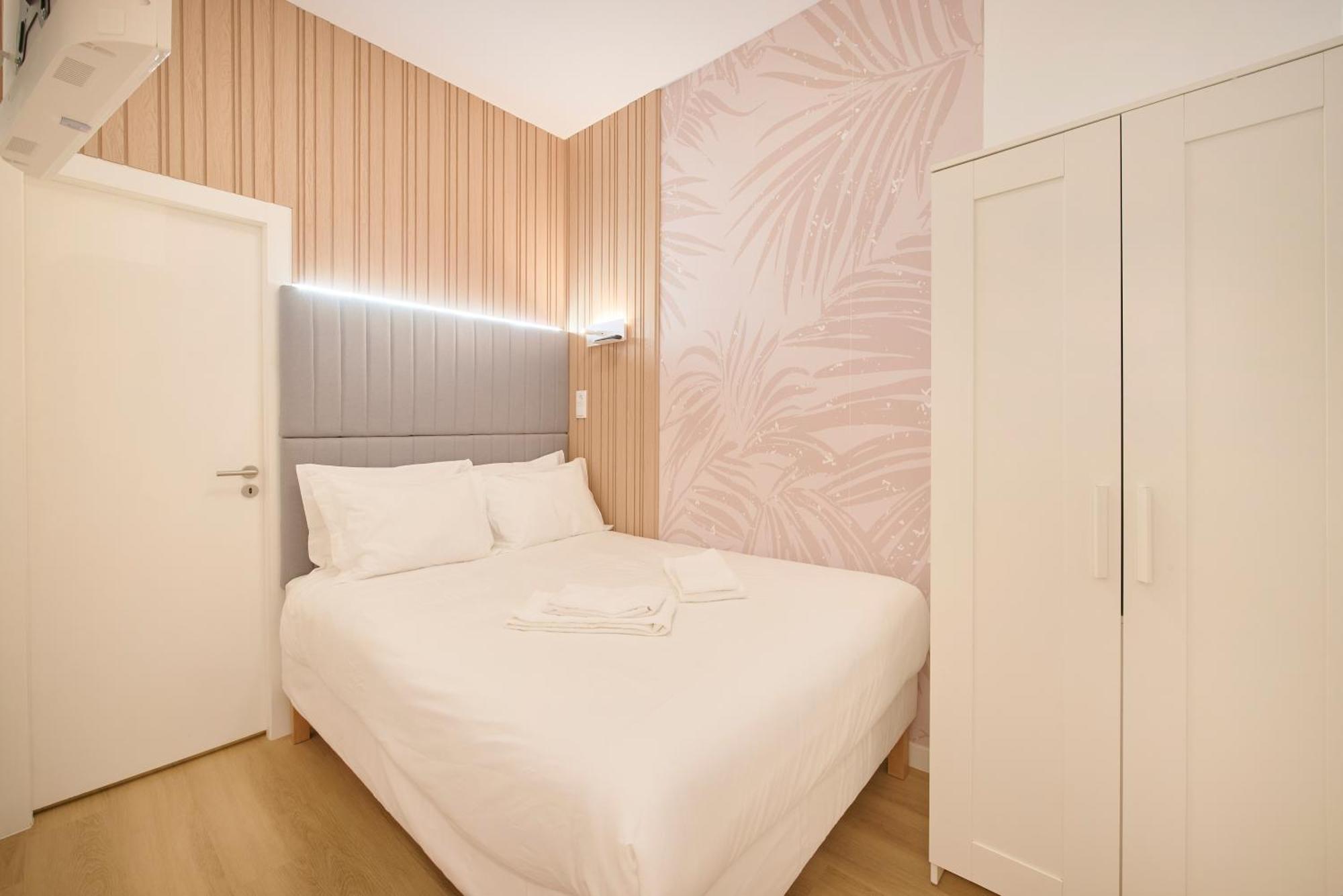 Brand New Hostel Anjos Лиссабон Экстерьер фото