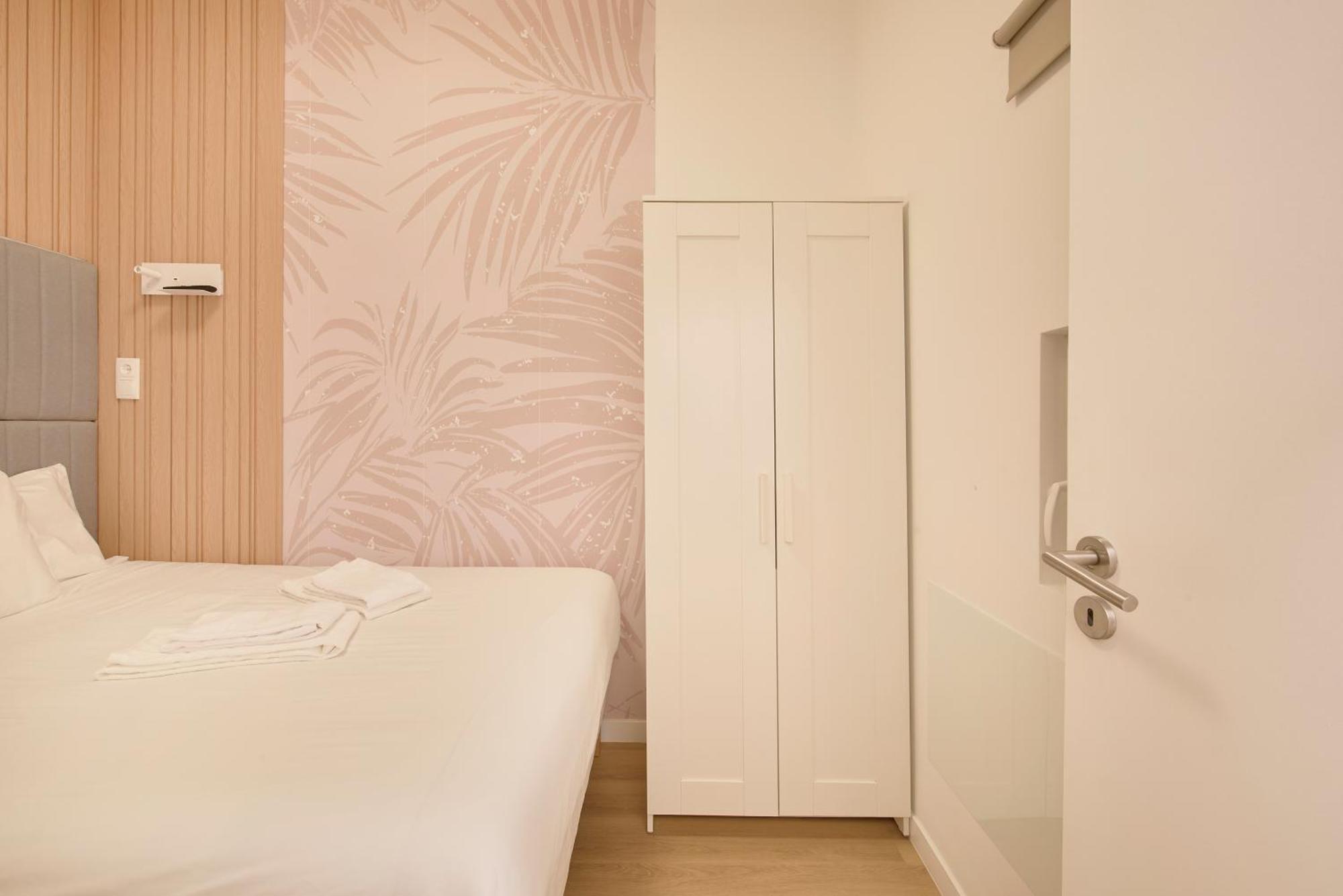 Brand New Hostel Anjos Лиссабон Экстерьер фото