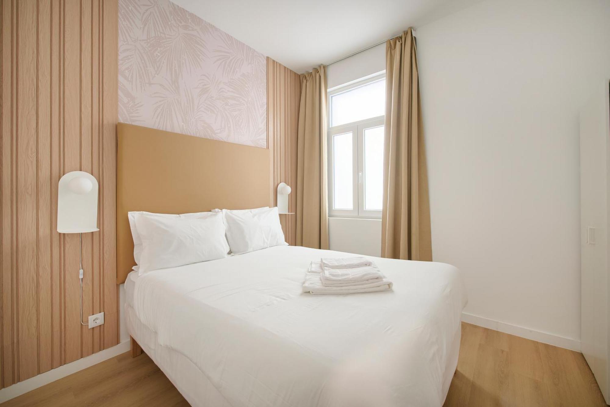 Brand New Hostel Anjos Лиссабон Экстерьер фото