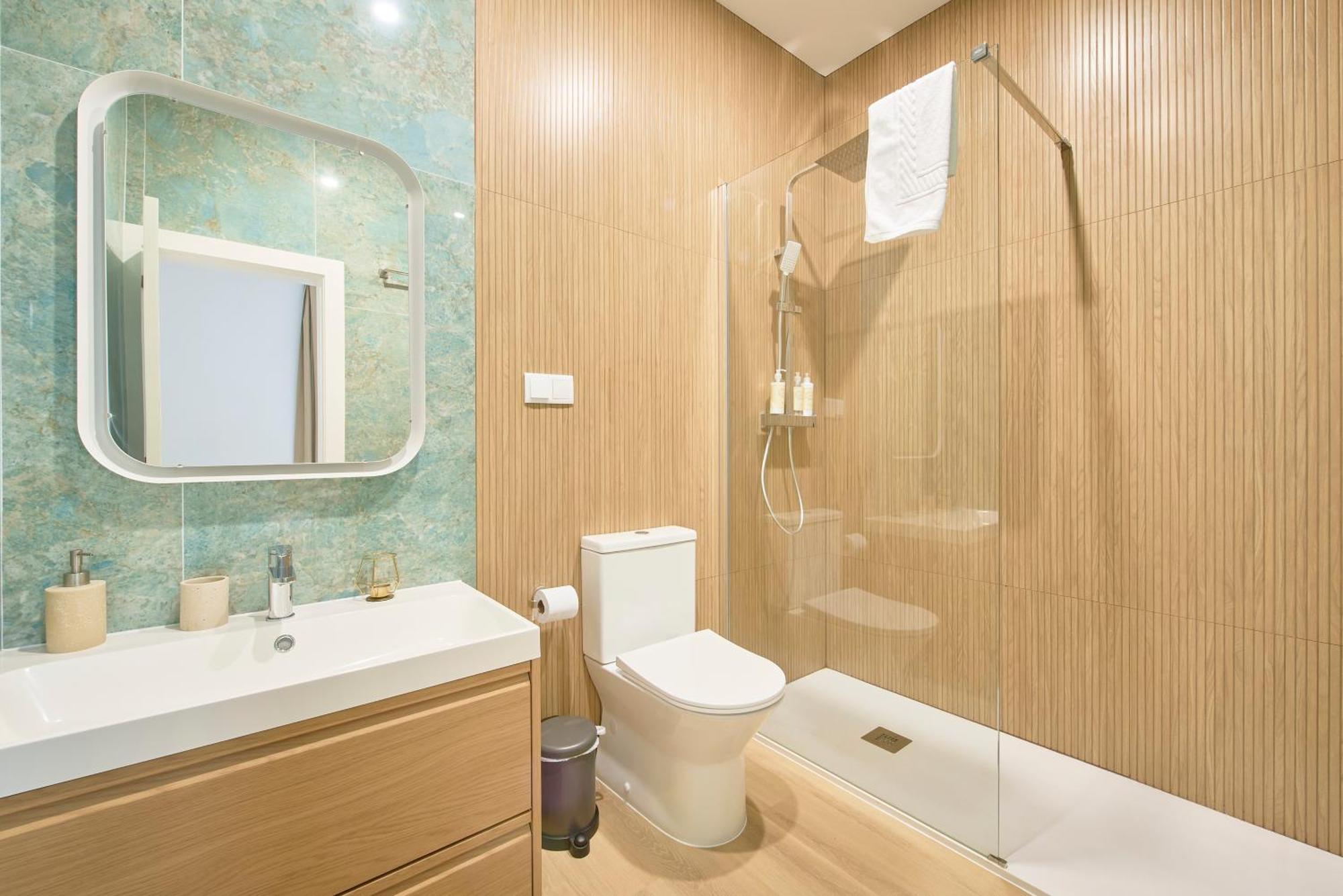 Brand New Hostel Anjos Лиссабон Экстерьер фото